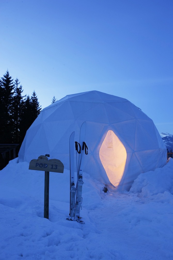阿尔卑斯山上的“大雪球”酒店