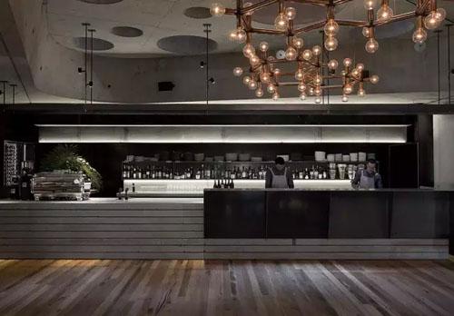 一堆老木头建的酒店竟这么酷