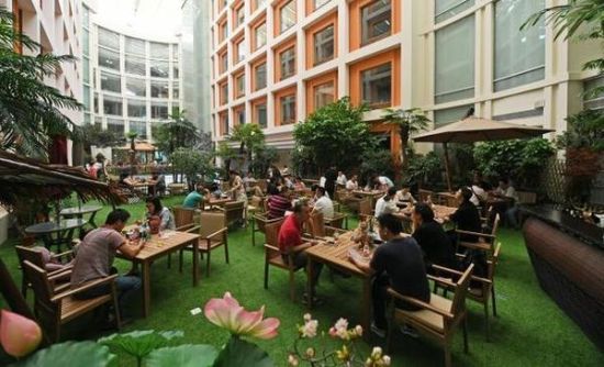 美女试睡员推荐:不是土豪也住得起的完美酒店 美女试睡员推荐:不是土豪也住得起的完美酒店